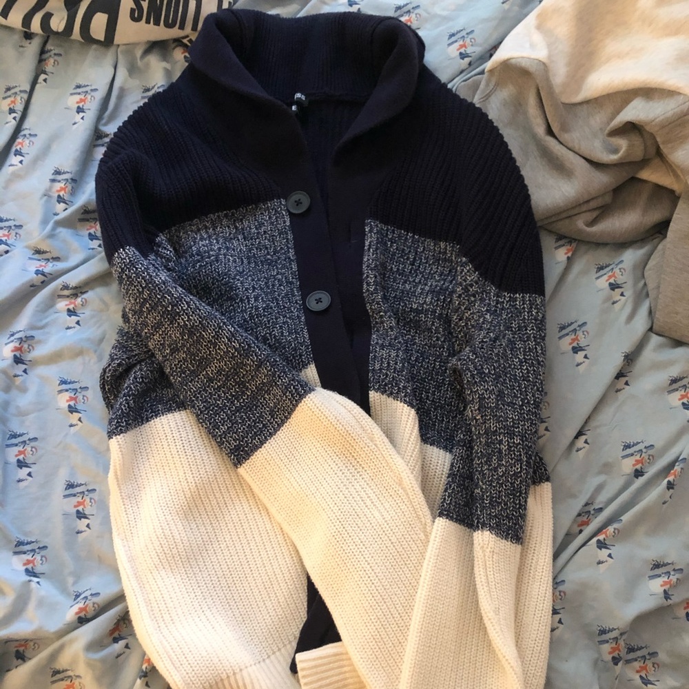 Gap Sweater